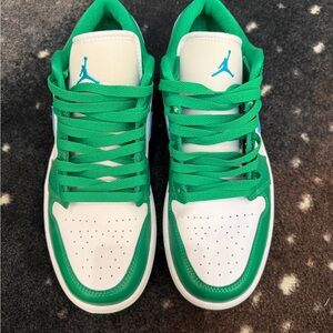 Jordan Women's Sneakers Green and White